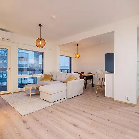 Brand New 2bdr With Private Sauna Apartmán *