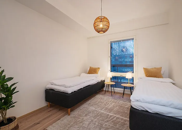 Brand New 2bdr With Private Sauna *