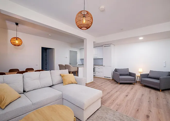 Brand New 2bdr With Private Sauna *